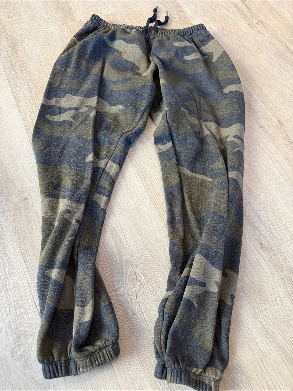 VS Camo Jogger Pants - Olive Green